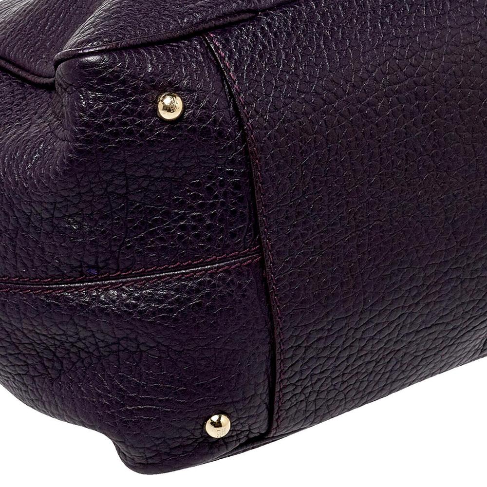 Carolina Herrera Borsa Boston in pelle granulata viola scuro 1