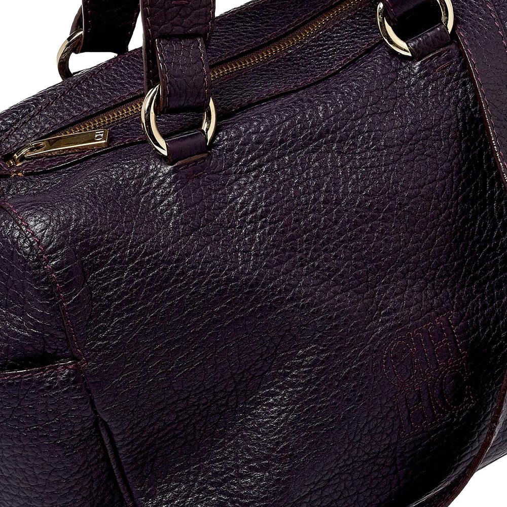 Carolina Herrera Dark Purple Grained Leather Boston Bag In Fair Condition For Sale In Dubai, Al Qouz 2