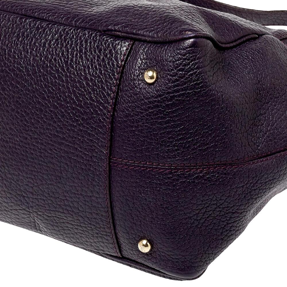 Carolina Herrera Borsa Boston in pelle granulata viola scuro 3