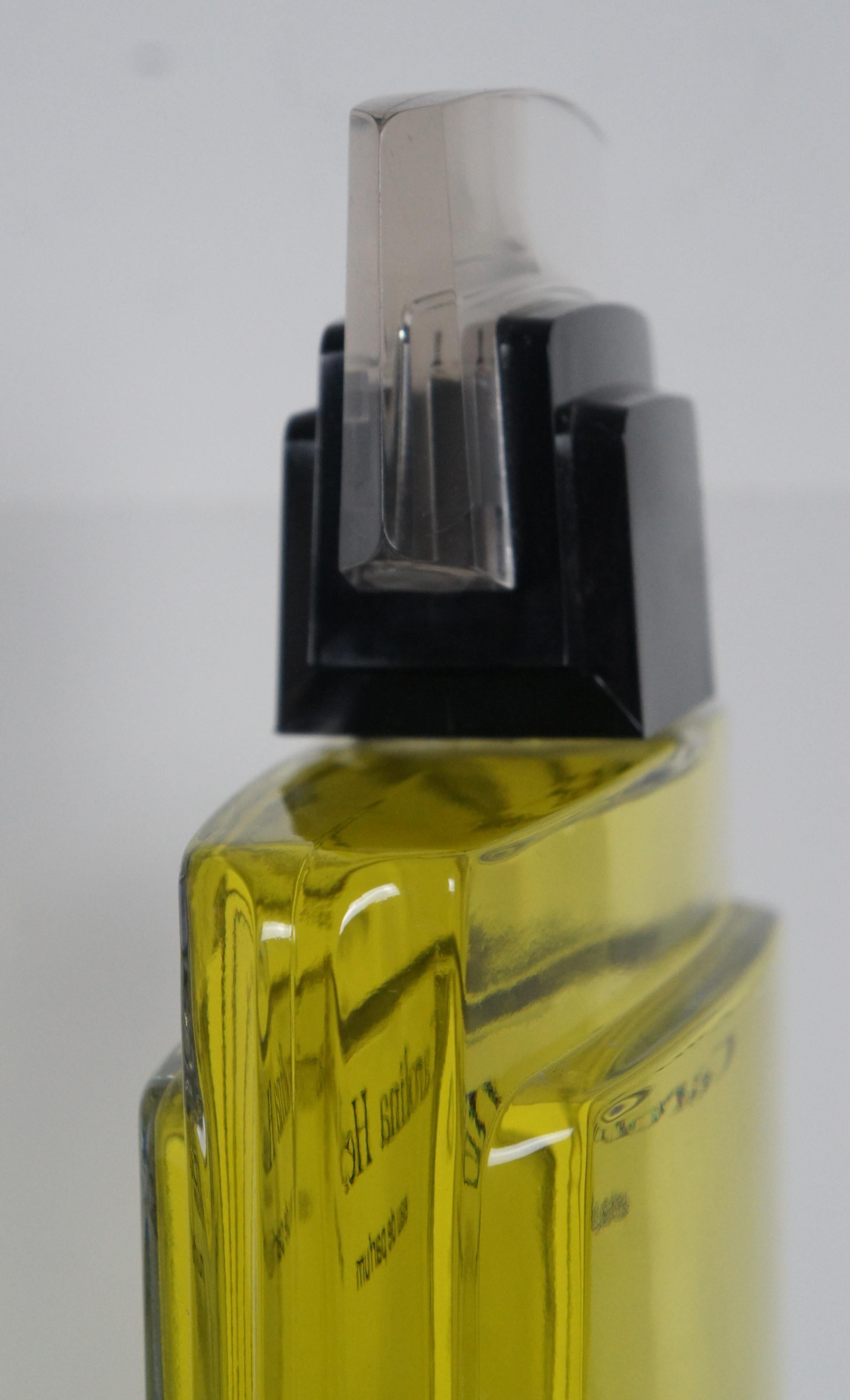 Carolina Herrera Eau de Parfum Factice Cologne Perfume Bottle Store Display 2