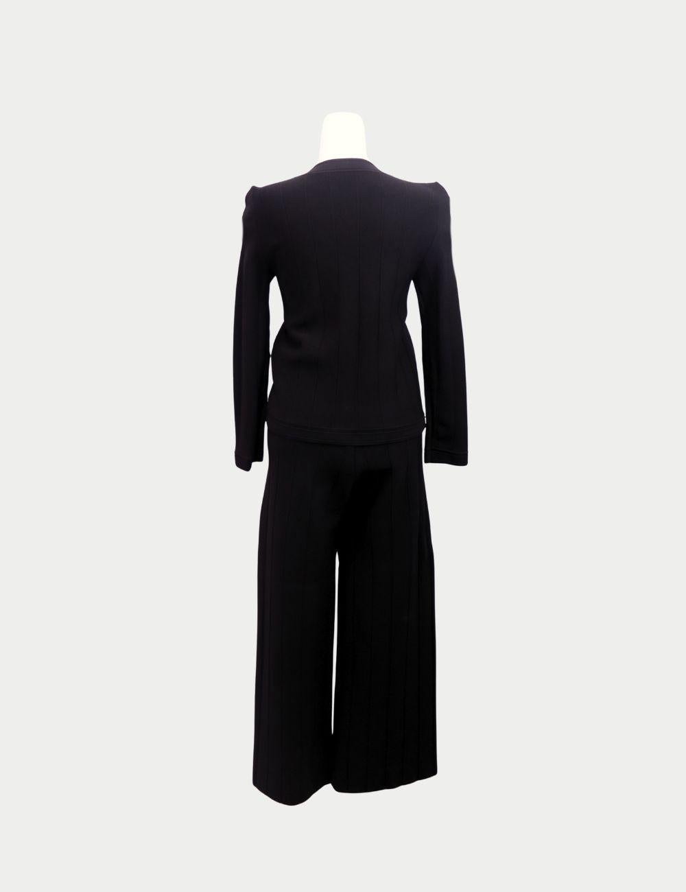 Carolina Herrera - UE 40 Negro en venta