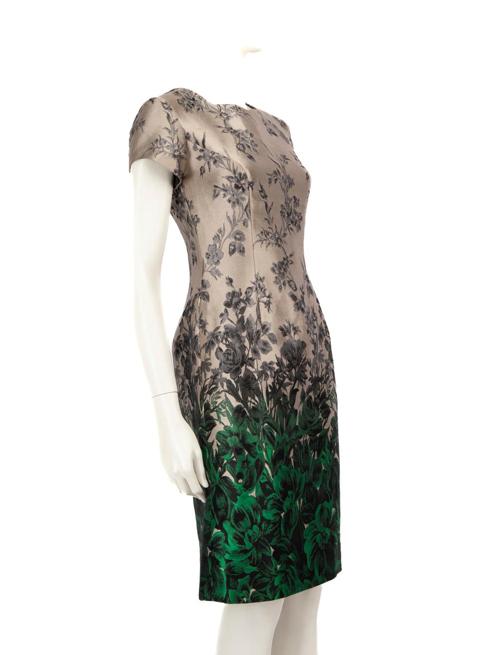 CONDITION is Very good. Minimal wear to the dress is evident, there is mild discolouration on the underarm lining and some pulls to the weave on the bust area of this used Carolina Herrera designer resale item.
  
  
  
  Details
  
  
 