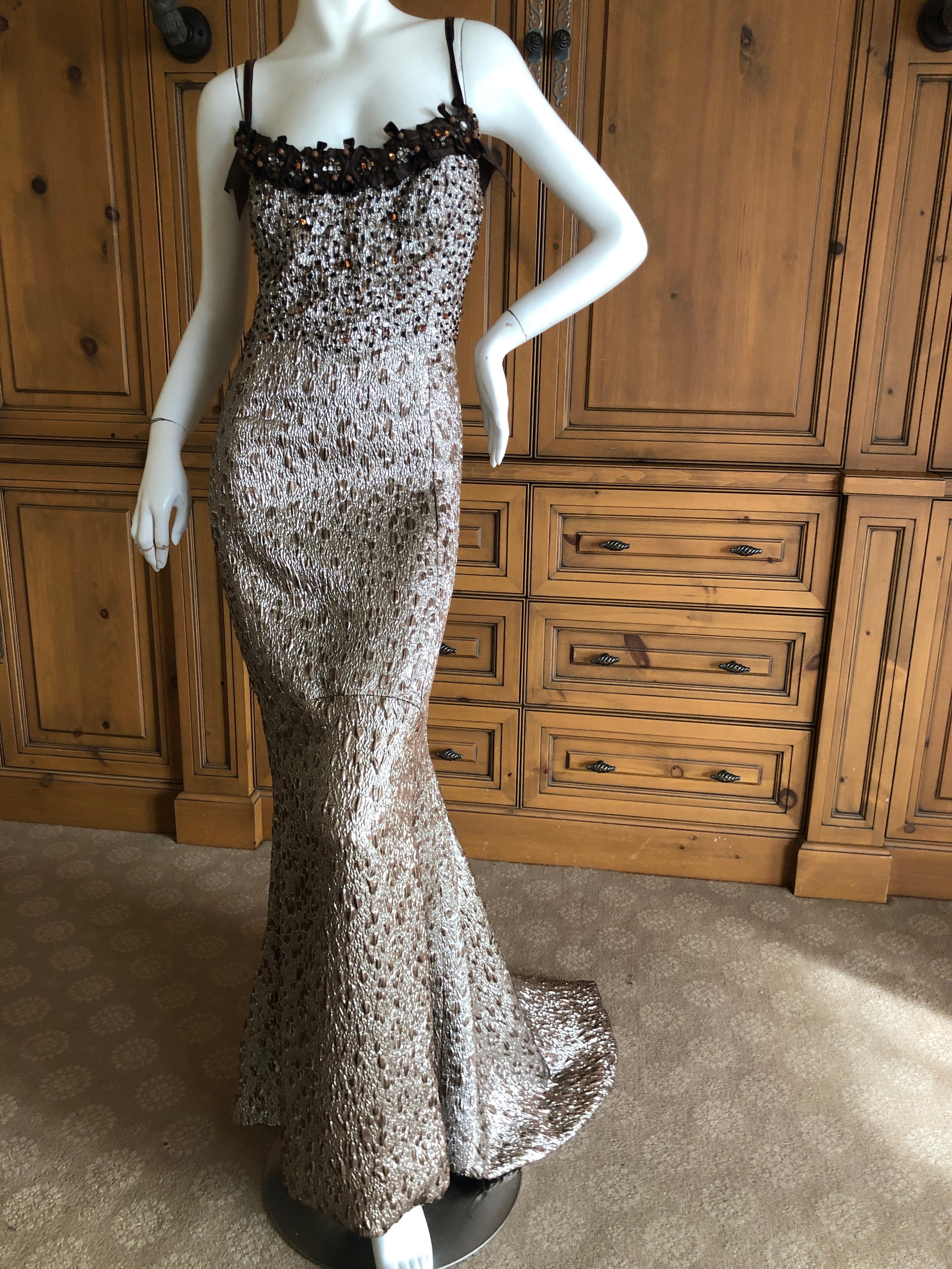 Carolina Herrera Gold Embellished Evening Gown in Hard to Find Size 14 For Sale 2
