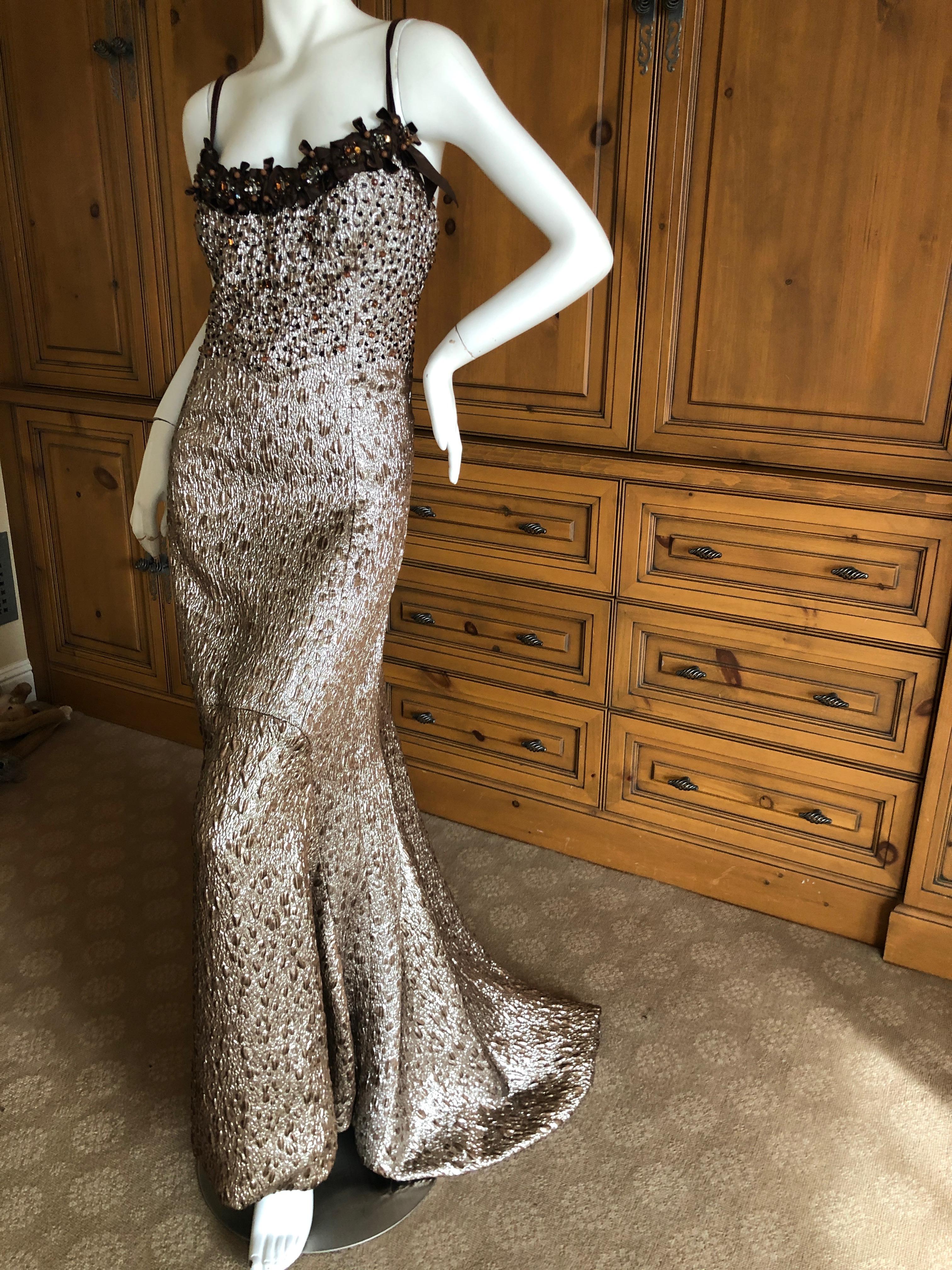 Carolina Herrera Gold Embellished Evening Gown in Hard to Find Size 14 For Sale 3