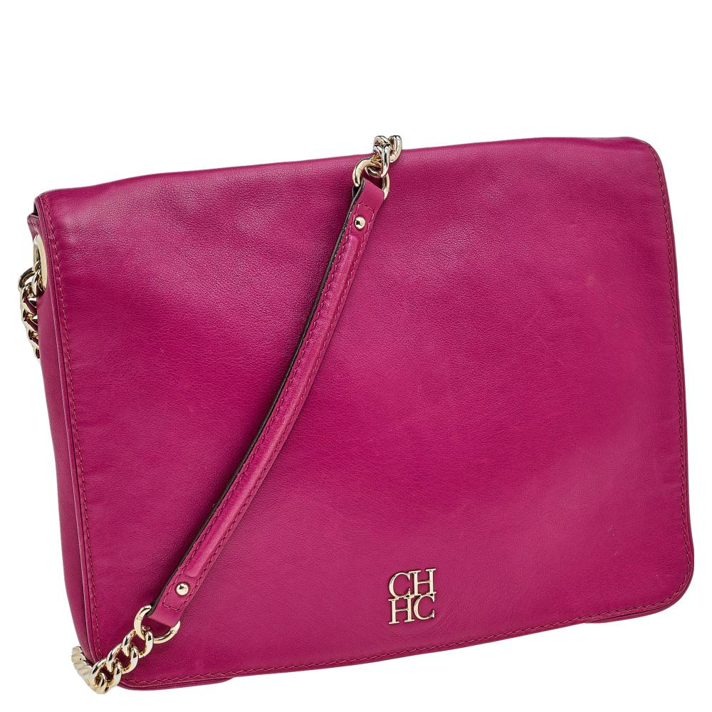 carolina herrera logo pink