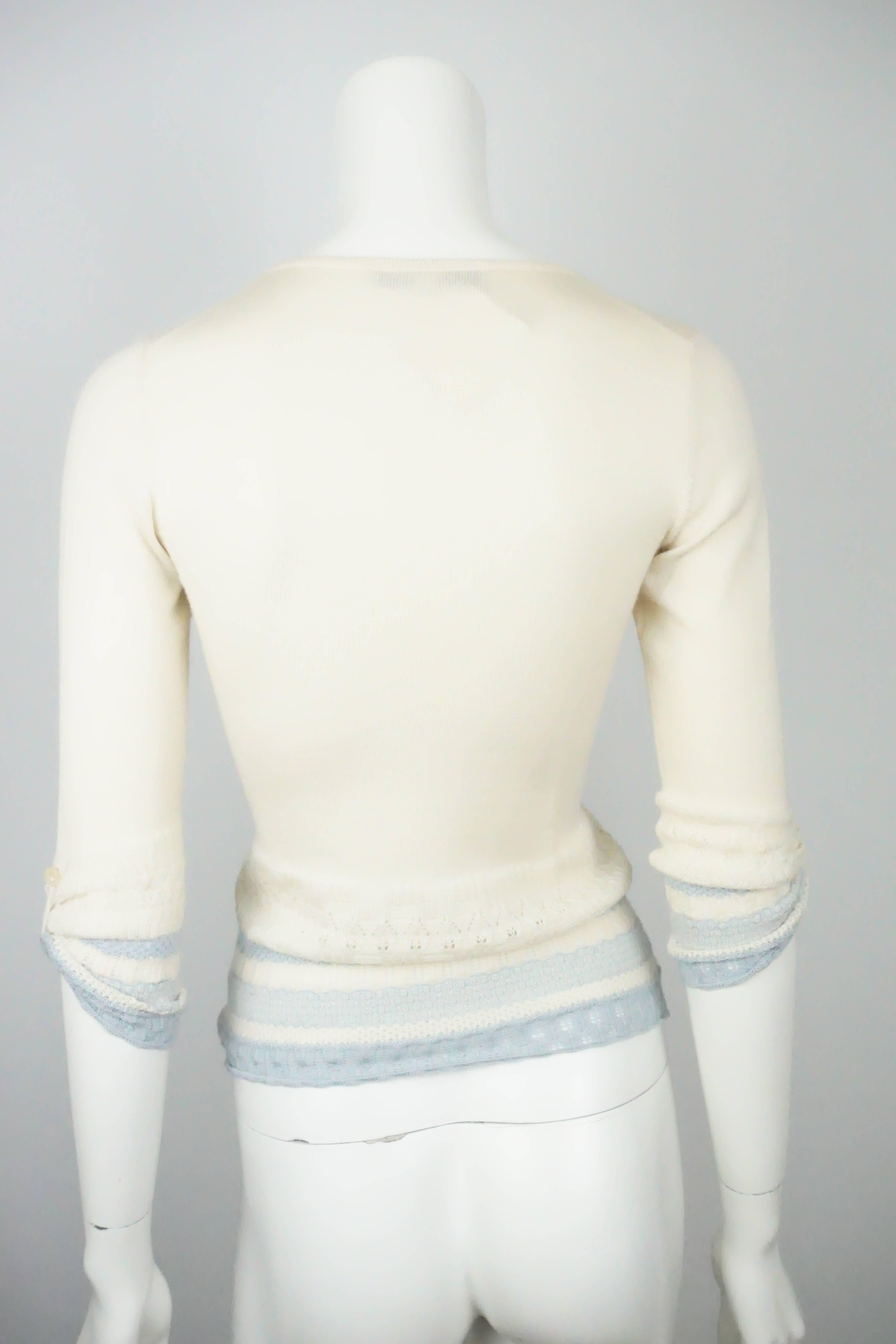 White Carolina Herrera Ivory and Blue Knit 3/4 Sleeve - Small