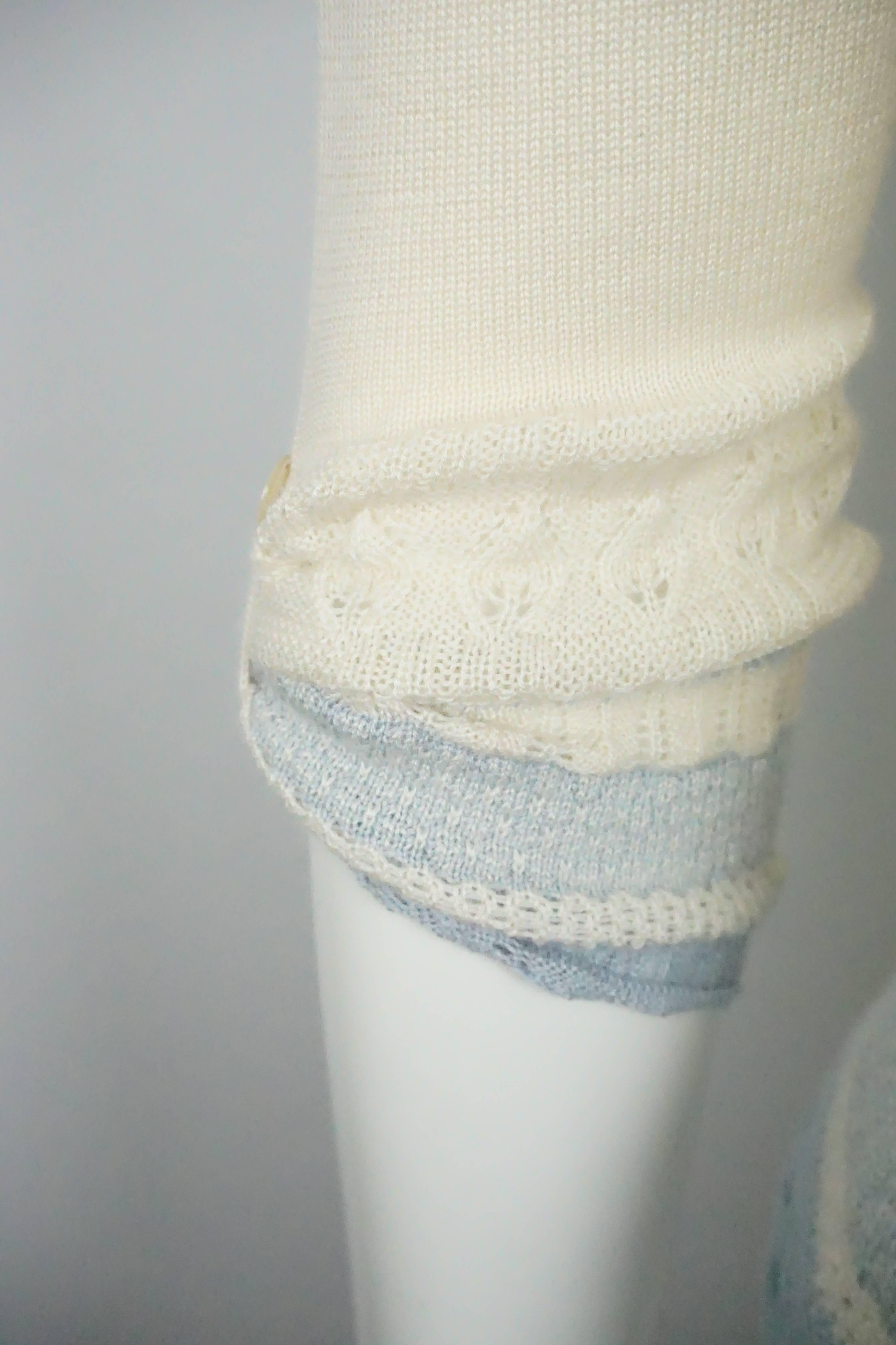 Women's Carolina Herrera Ivory and Blue Knit 3/4 Sleeve - Small