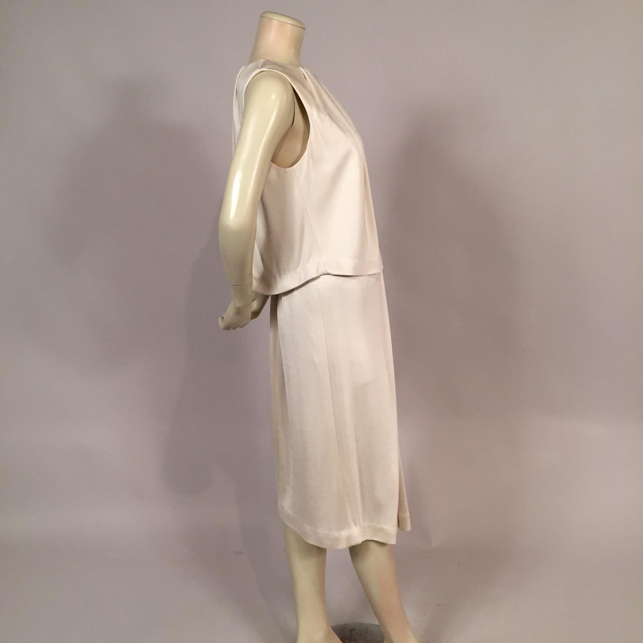 Carolina Herrera Ivory Silk Knit Dress In Excellent Condition For Sale In New Hope, PA