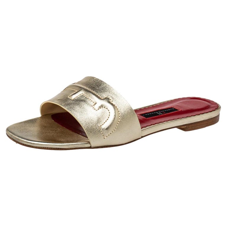 Carolina Herrera Metallic Gold Leather Slide Sandals Size 38 at 1stDibs