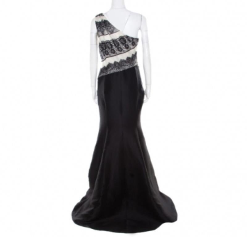 Carolina Herrera Monochrome Lace Print Silk One Shoulder Evening Gown L In Good Condition In Dubai, Al Qouz 2