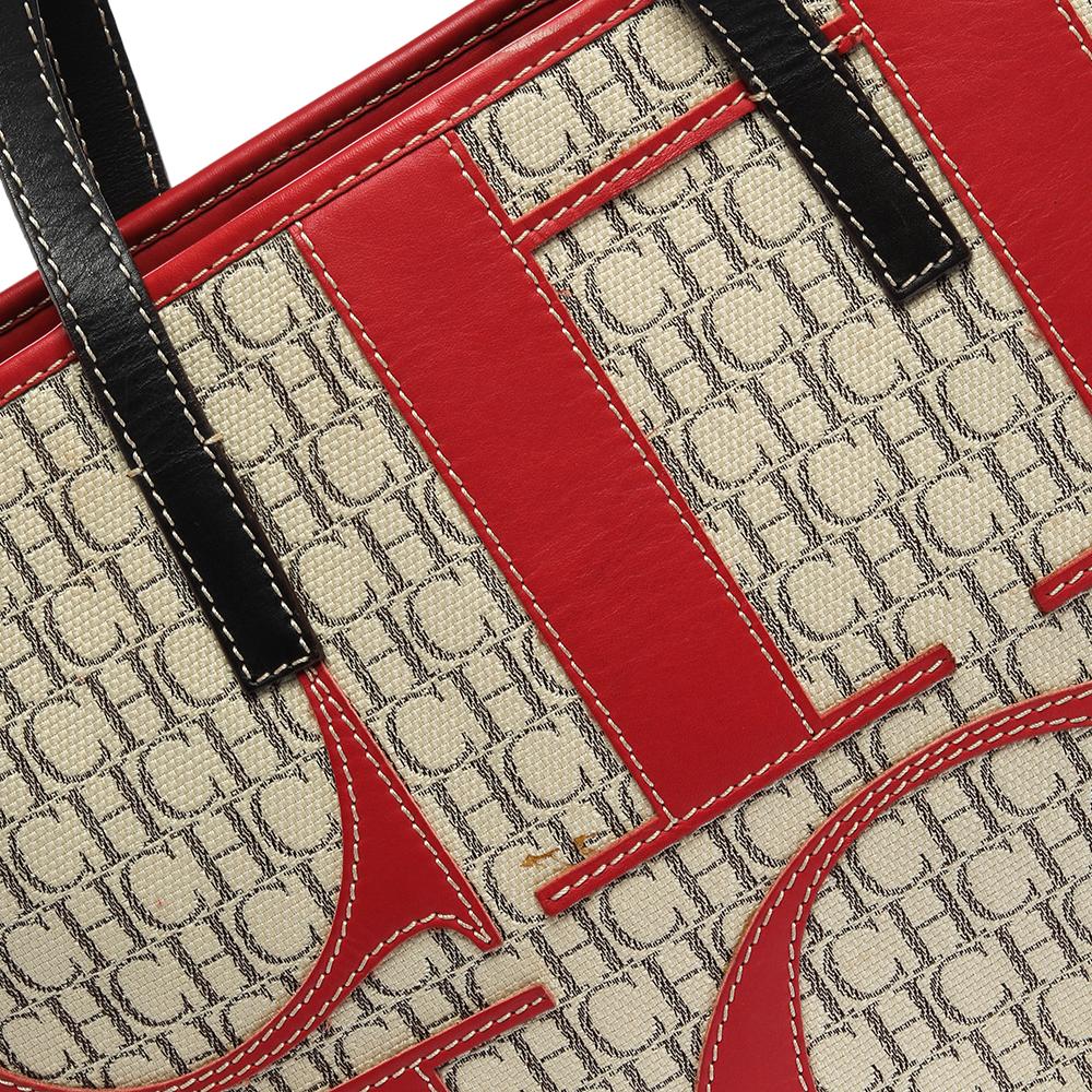 Carolina Herrera Mehrfarbige Shopper-Tasche aus Canvas und Leder mit Monogramm im Zustand „Relativ gut“ in Dubai, Al Qouz 2