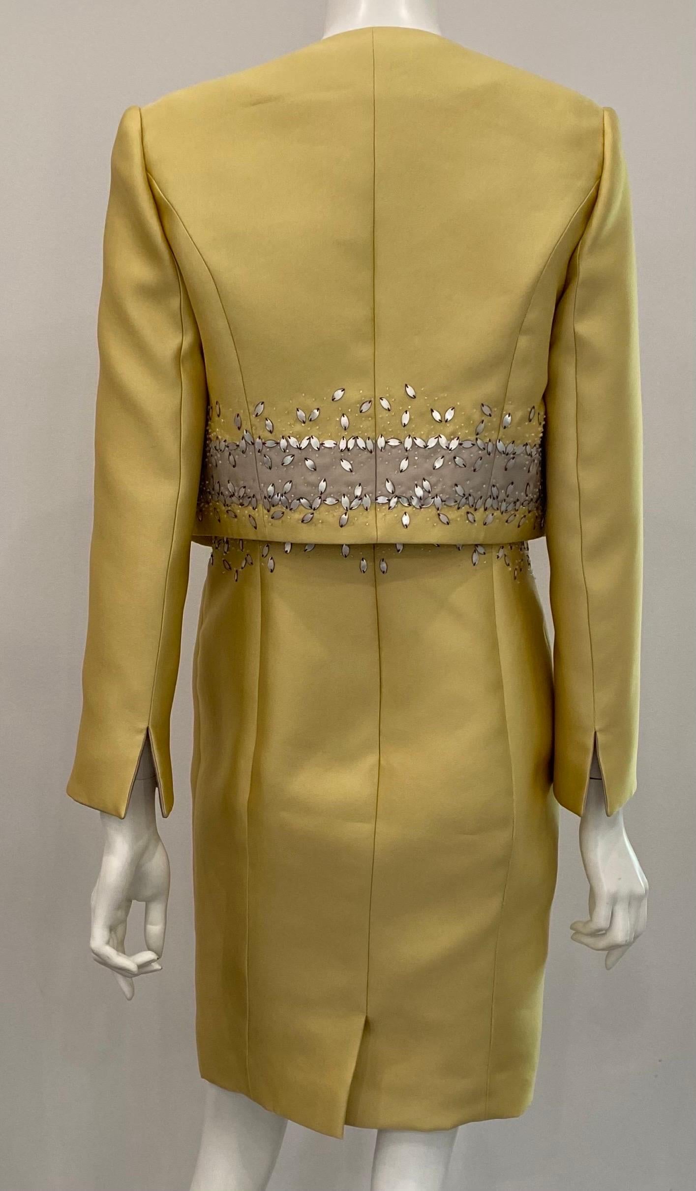 Carolina Herrera Mustard Beaded Silk Sleeveless Dress with Jacket- Sz 10 In Excellent Condition In West Palm Beach, FL