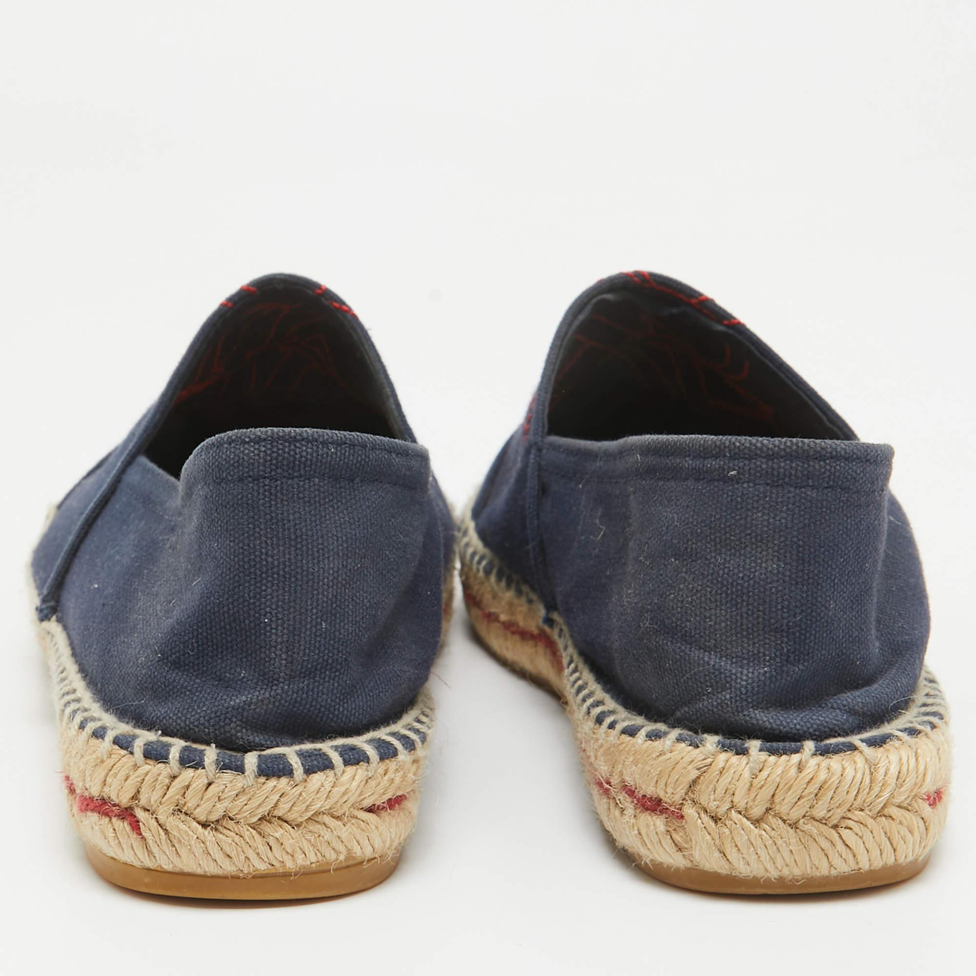 Women's Carolina Herrera Navy Blue Canvas Espadrille Slip On Loafers Size 40 For Sale