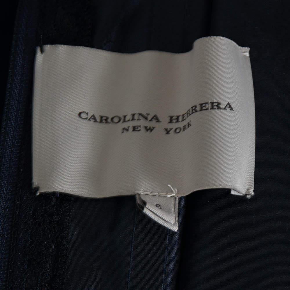 Carolina Herrera Navy Blue Floral Jacquard Off Shoulder Gown M In Excellent Condition In Dubai, Al Qouz 2