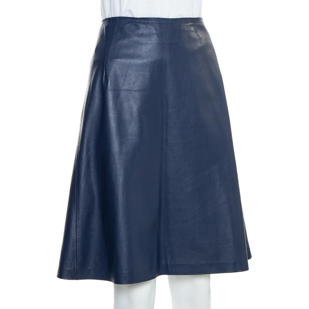 Carolina Herrera Navy Blue Leather A-Line Skirt L In Good Condition In Dubai, Al Qouz 2