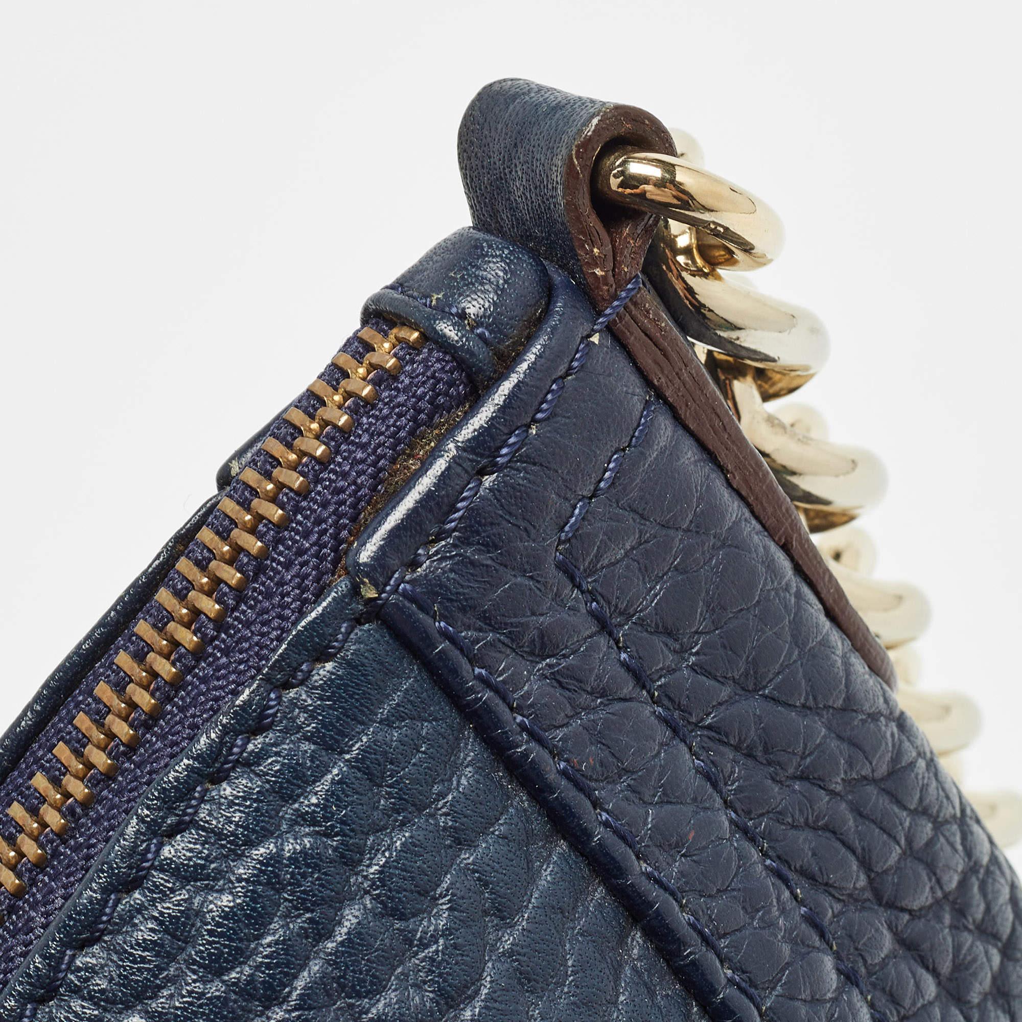 Carolina Herrera Hobo de borlas Maria de piel azul marino en venta 2