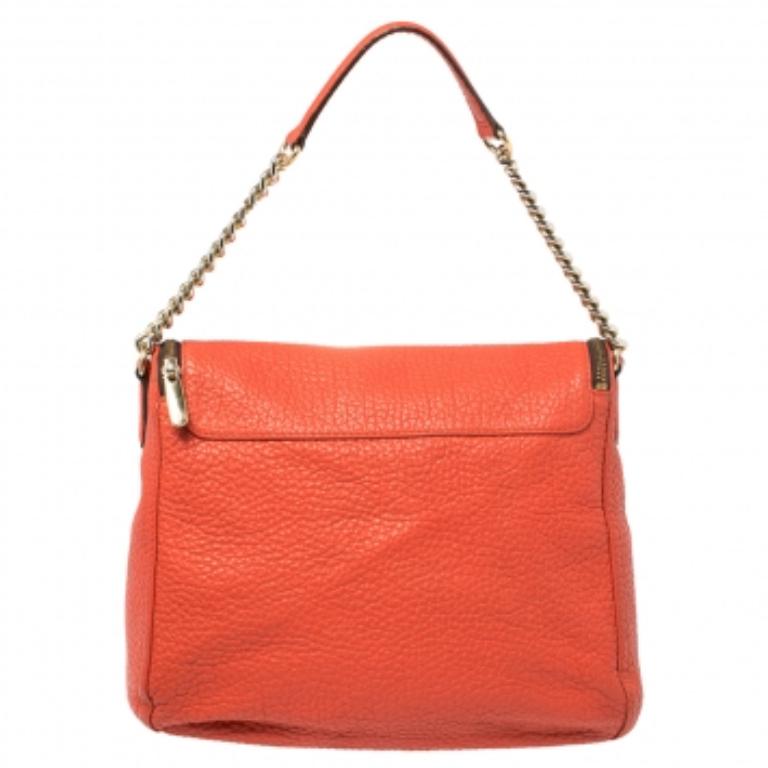 Carolina Herrera Orange Leather Zip Hobo In Fair Condition For Sale In Dubai, Al Qouz 2