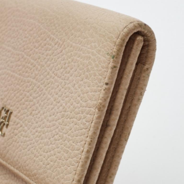 Carolina Herrera Cartera Tríptico Piel Melocotón Logotipo en venta 2