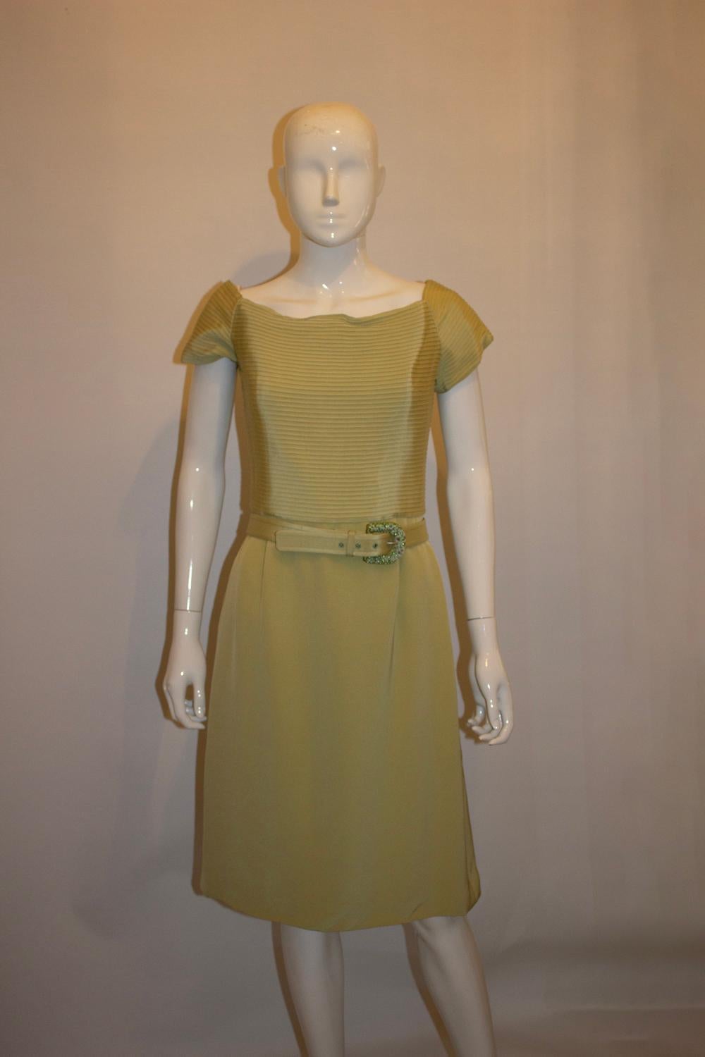 Carolina Herrera Abito da cocktail in seta verde pistacchio In condizioni buone in vendita a London, GB
