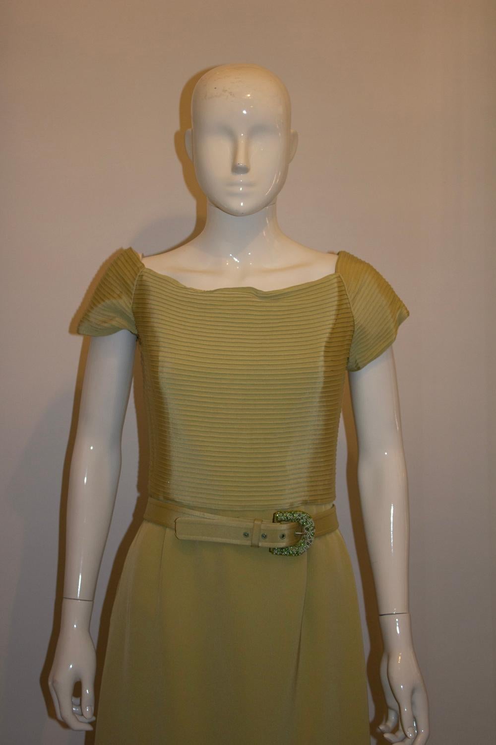 Donna Carolina Herrera Abito da cocktail in seta verde pistacchio in vendita