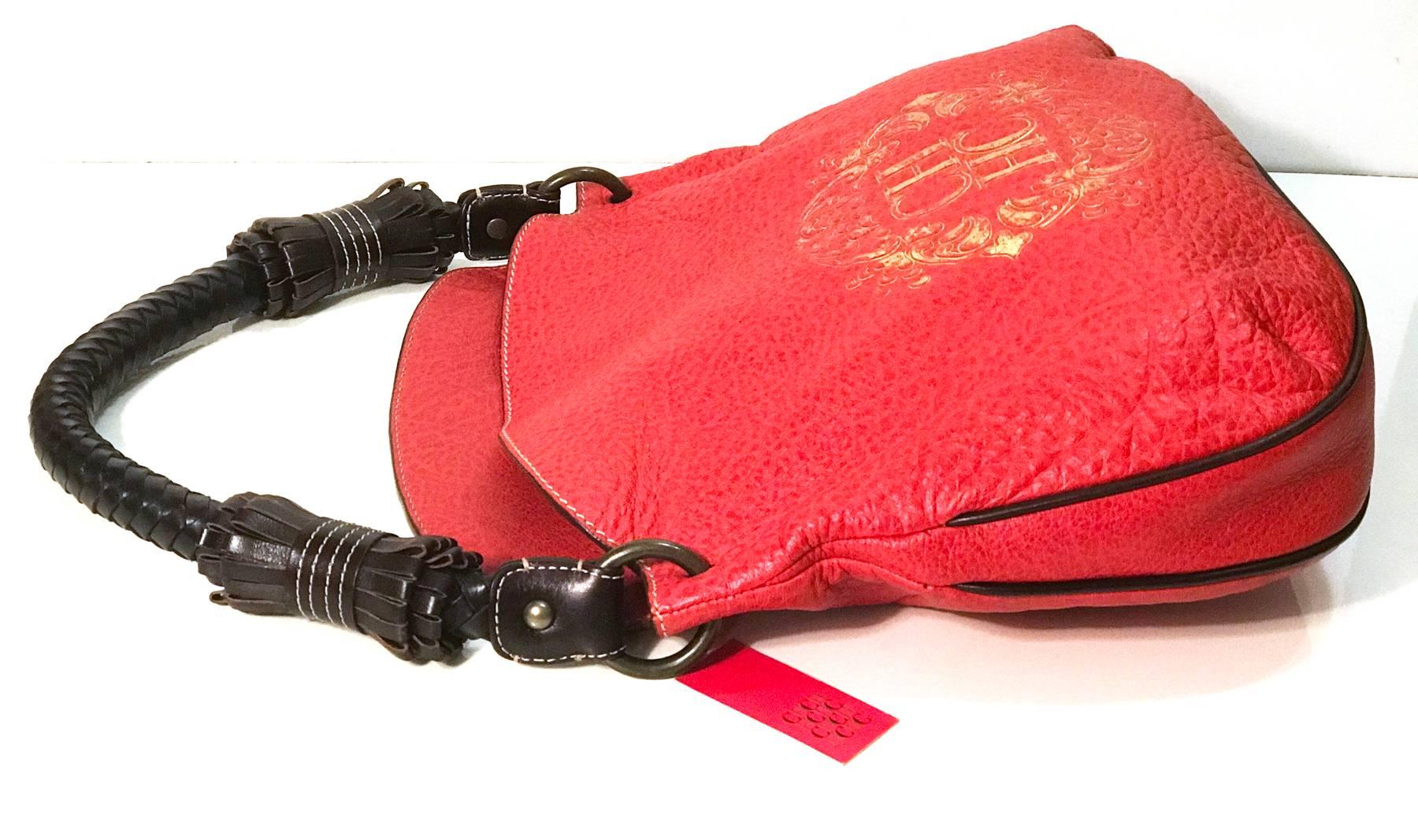 Carolina Herrera red hobo bag In Excellent Condition For Sale In Bilbao, ES