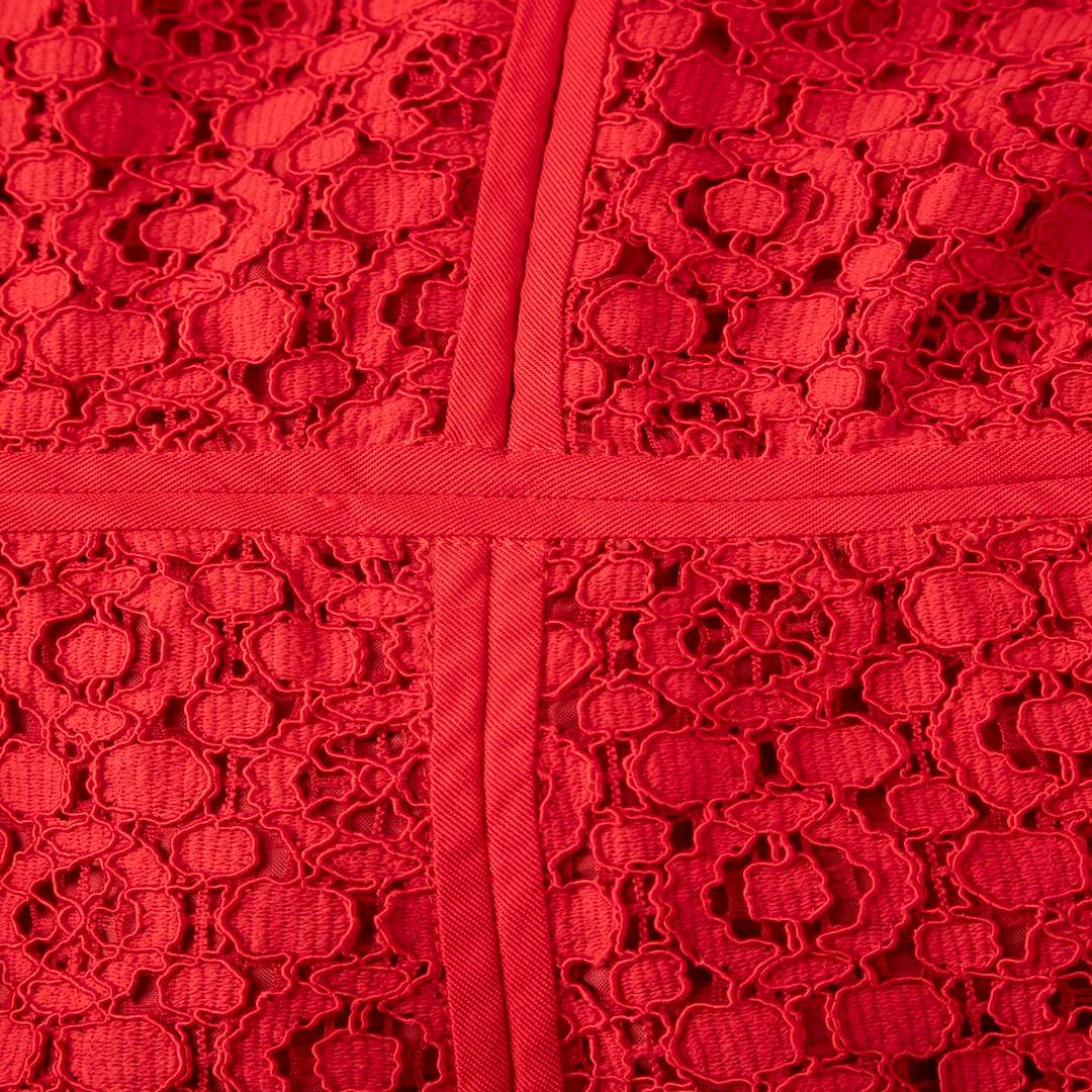 Women's Carolina Herrera Red Lace Zip Front Dress Size M For Sale