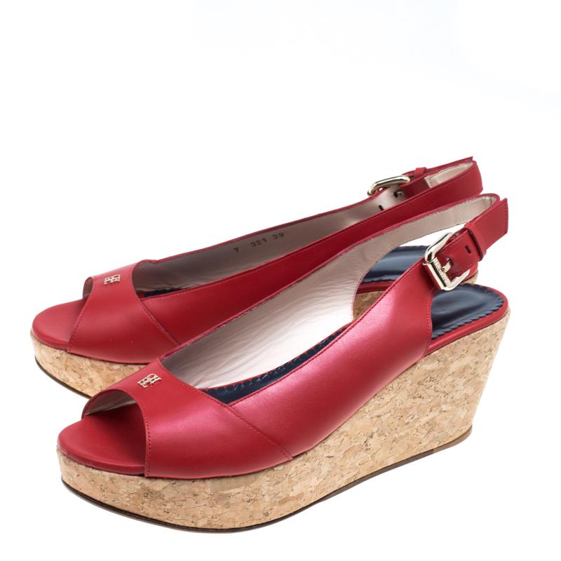 Carolina Herrera Red Leather Cork Platform Peep Toe Slingback Sandals Size 39 2