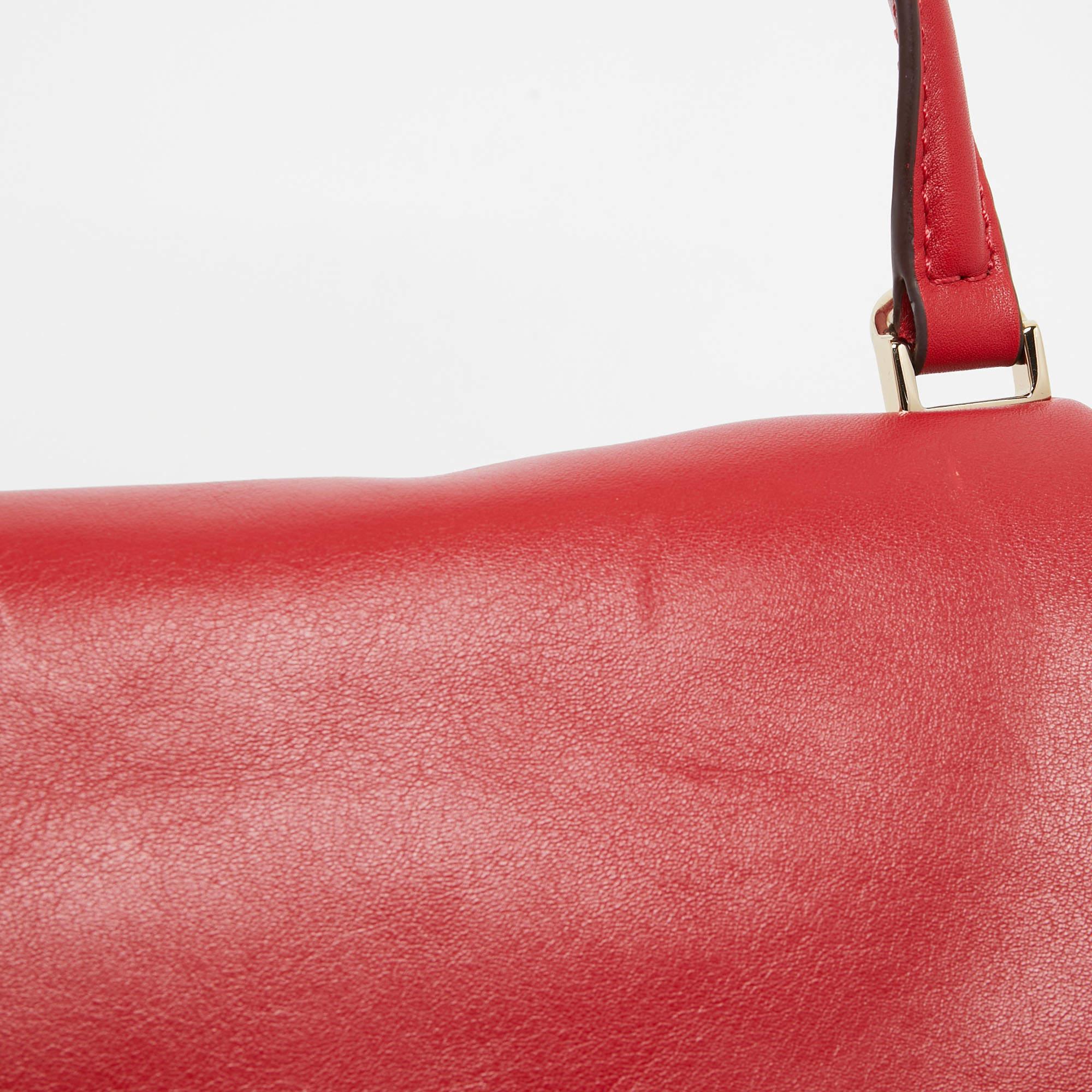 Carolina Herrera Red Leather Metal Bar Flap Top Handle Bag For Sale 1