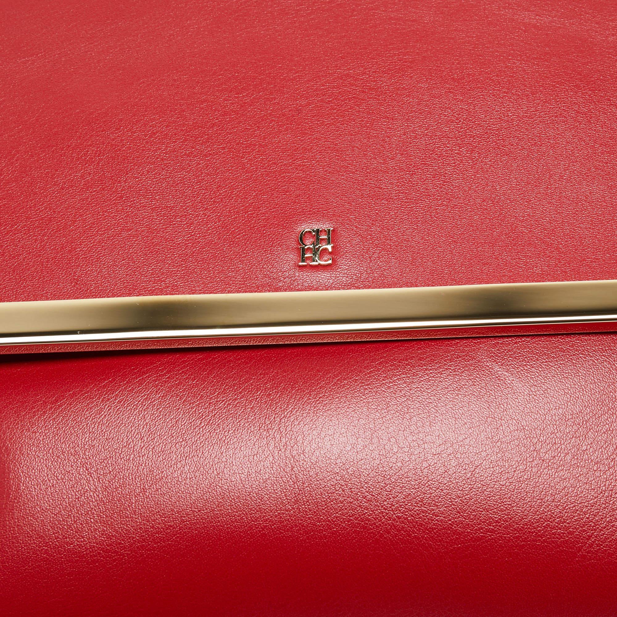 Carolina Herrera - Sac à main en cuir rouge avec rabat et barre métallique en vente 4