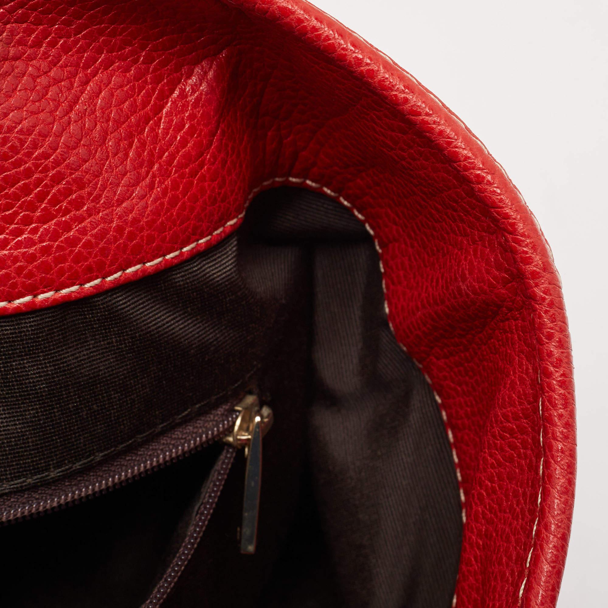 Carolina Herrera Red Monogram Embossed Leather Large Matteo Tote For Sale 1