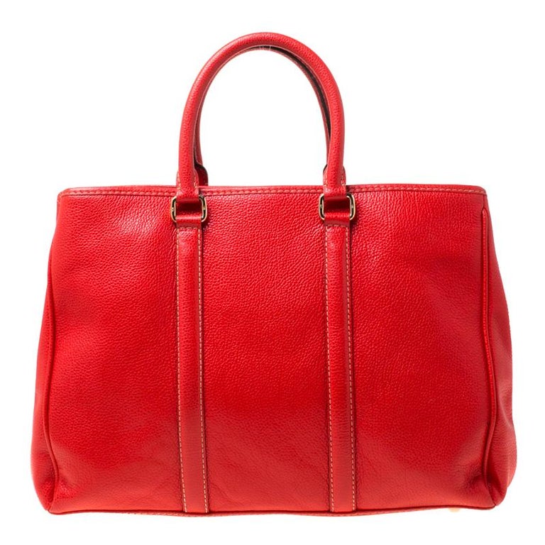 Carolina Herrera Red Pebbled Leather Matteo Tote For Sale at 1stDibs