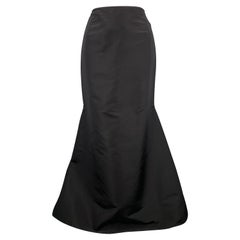 CAROLINA HERRERA Size 12 Black Silk Flared Train Evening Skirt