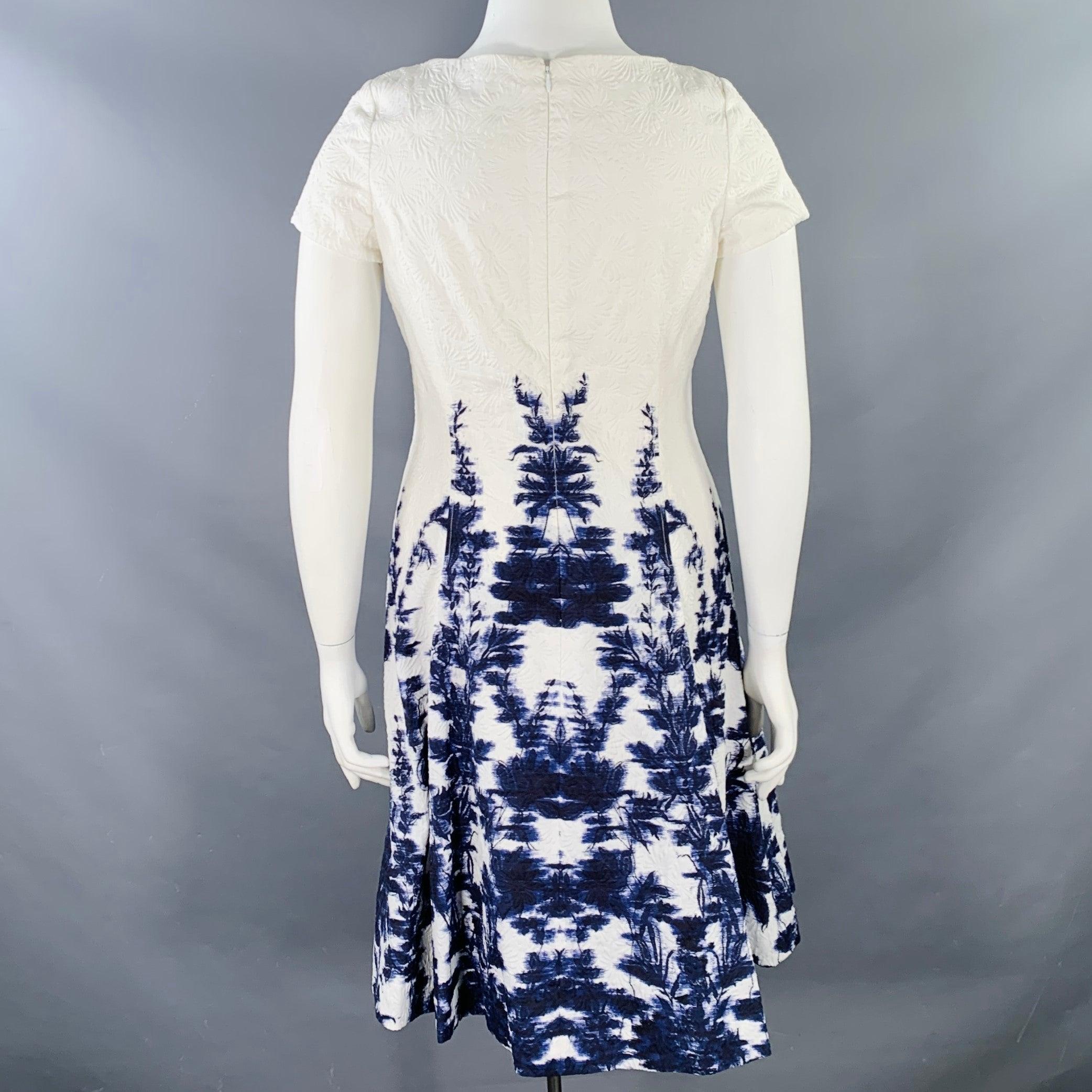 Blue CAROLINA HERRERA Size 12 White Indigo Cotton Blend Abstract Floral Dress For Sale