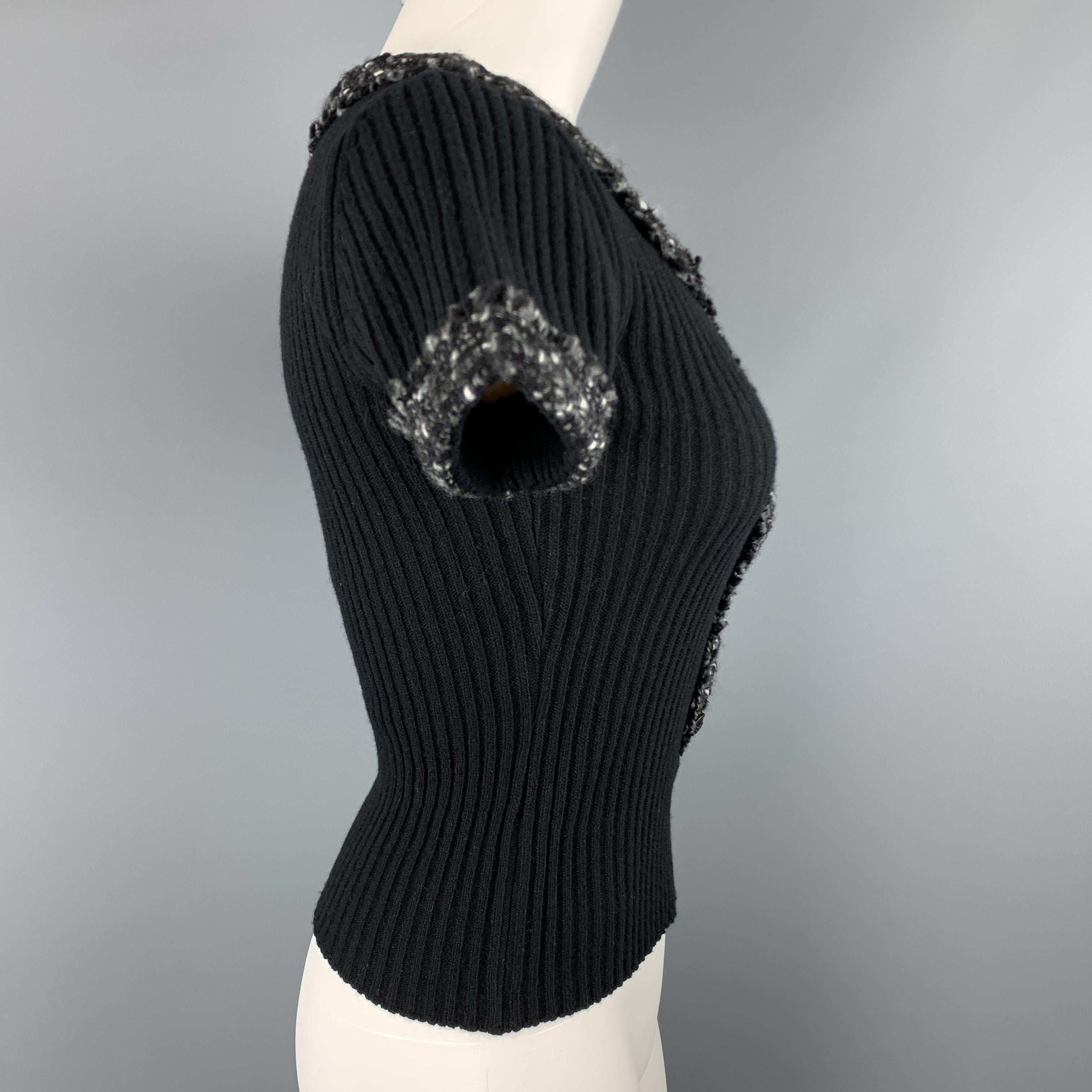 Women's CAROLINA HERRERA Size 6 Black Wool Blend Gray Trim Short Sleeve Button Pullover