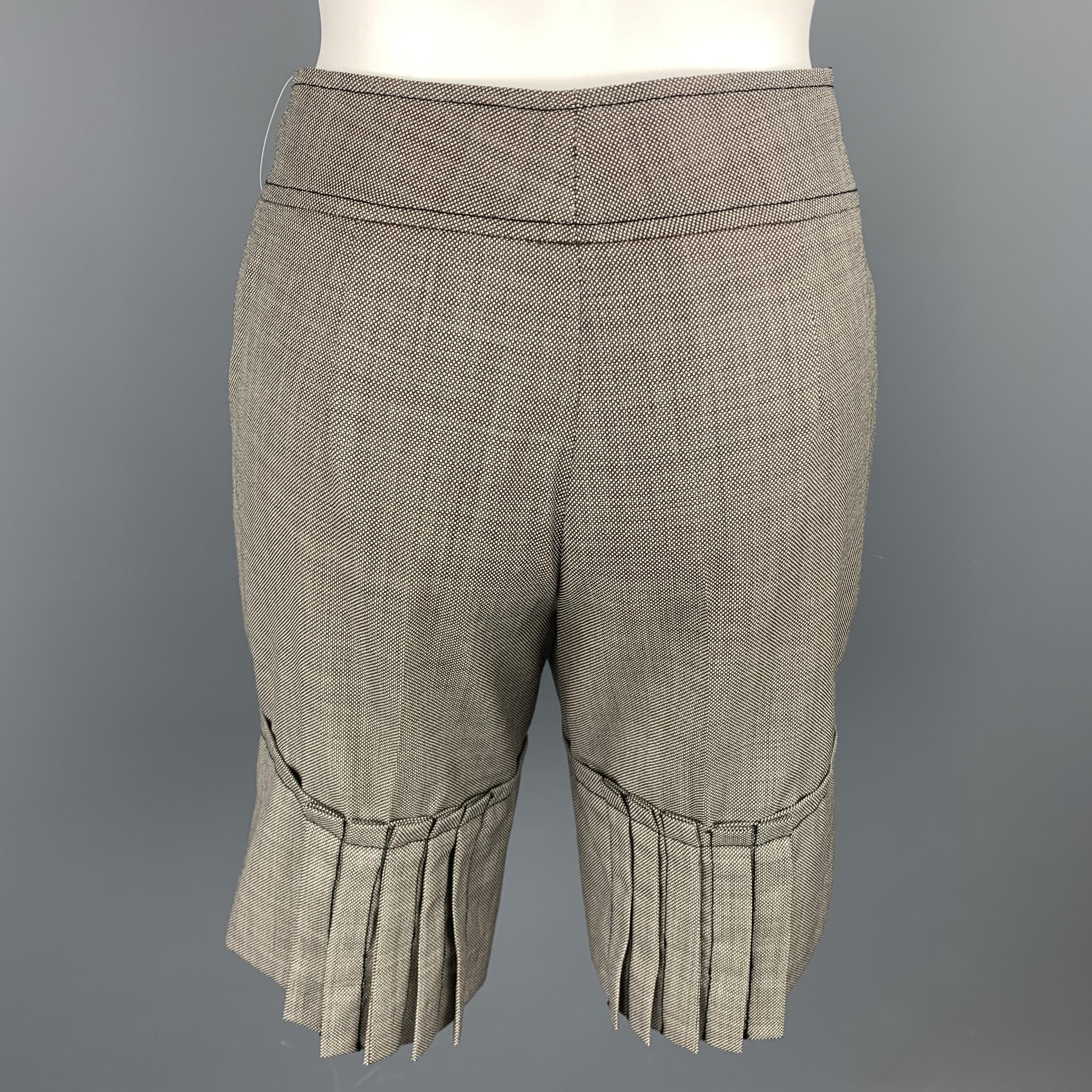 Gray CAROLINA HERRERA Size 6 Brown Tweed Wool Pleated Shorts