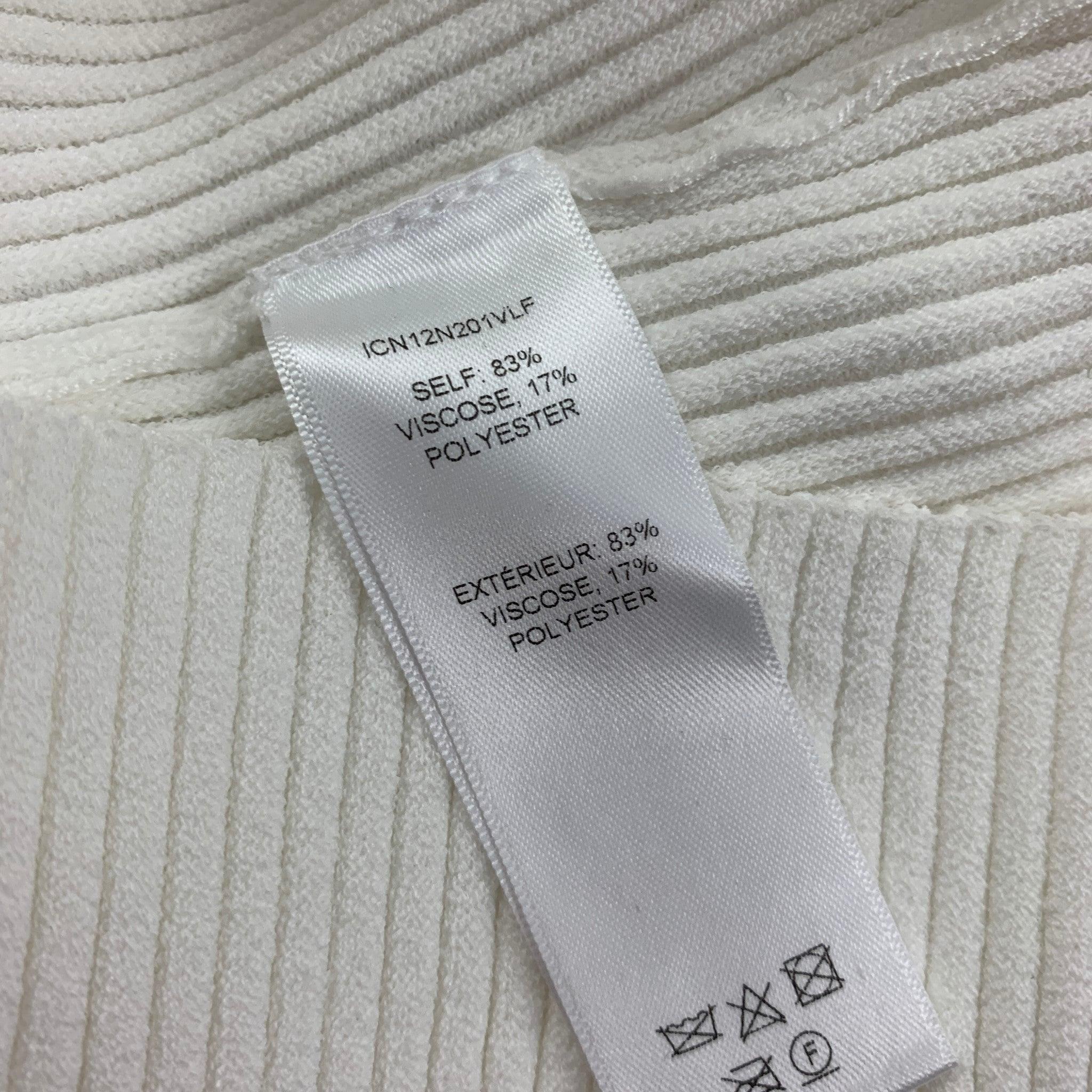 Carolina Herrera Taglia M Top casual bianco in viscosa e poliestere a coste con scollo a V In condizioni buone in vendita a San Francisco, CA