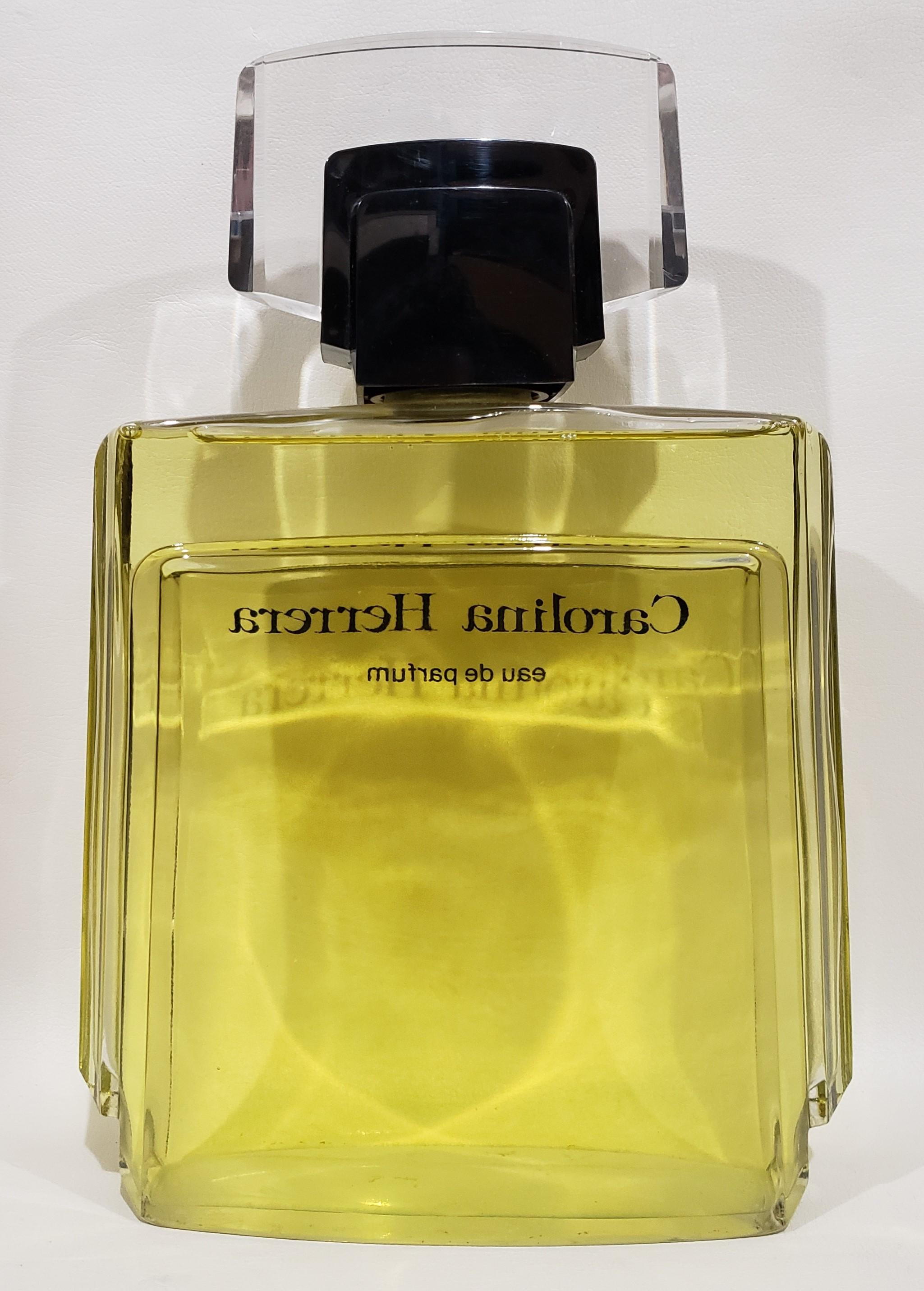 20ième siècle Flacon de parfum Carolina Herrera Store Display Factice en vente