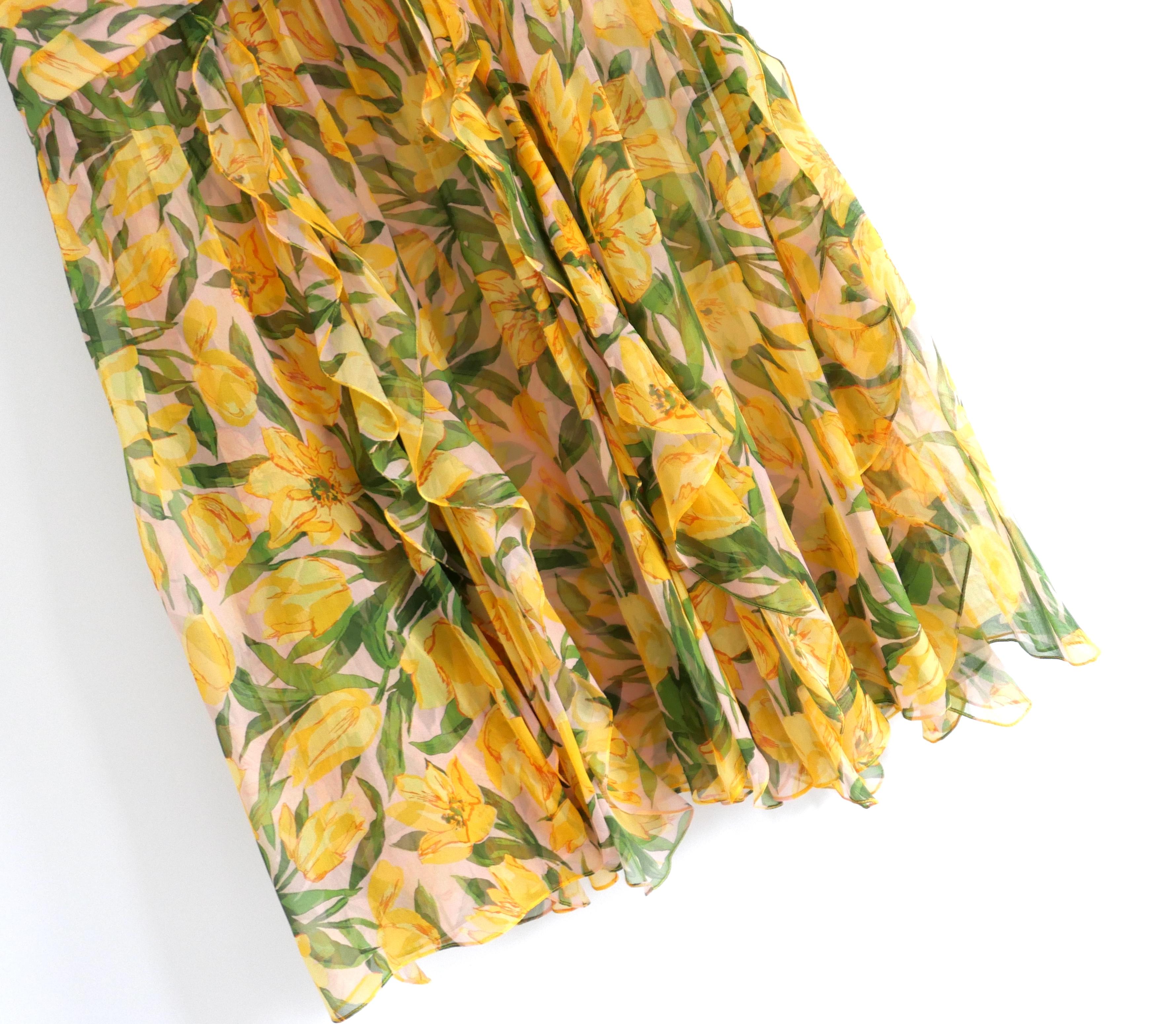 Brown Carolina Herrera Strapless Gathered Bustier Floral Print Gown For Sale