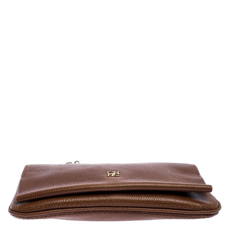 Carolina Herrera Tan Leather Chain Flap Shoulder Bag In Good Condition In Dubai, Al Qouz 2