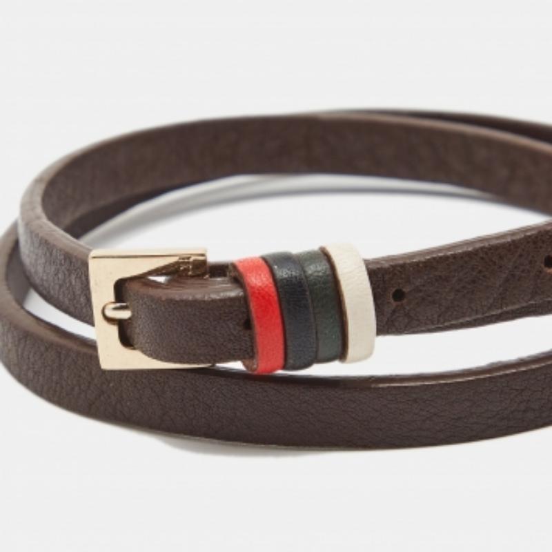 Carolina Herrera - Bracciale in pelle color oro per la Giornata Nazionale degli Emirati Arabi Uniti In condizioni buone in vendita a Dubai, Al Qouz 2
