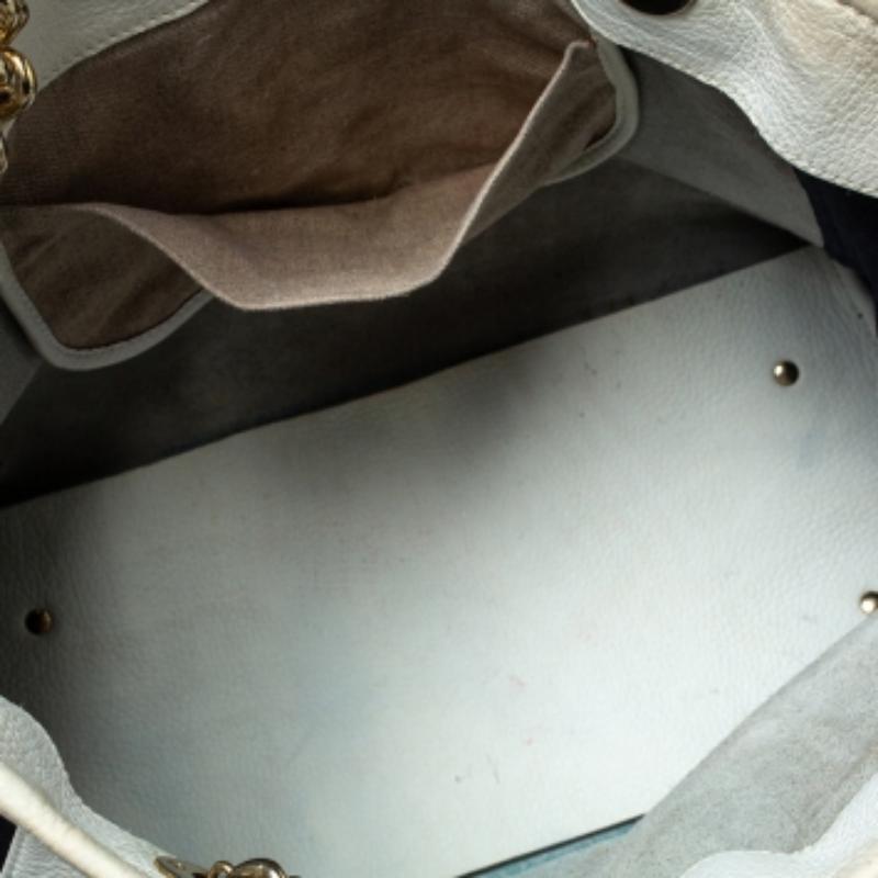 Carolina Herrera White/Blue Textured Leather And Suede Tote For Sale 4