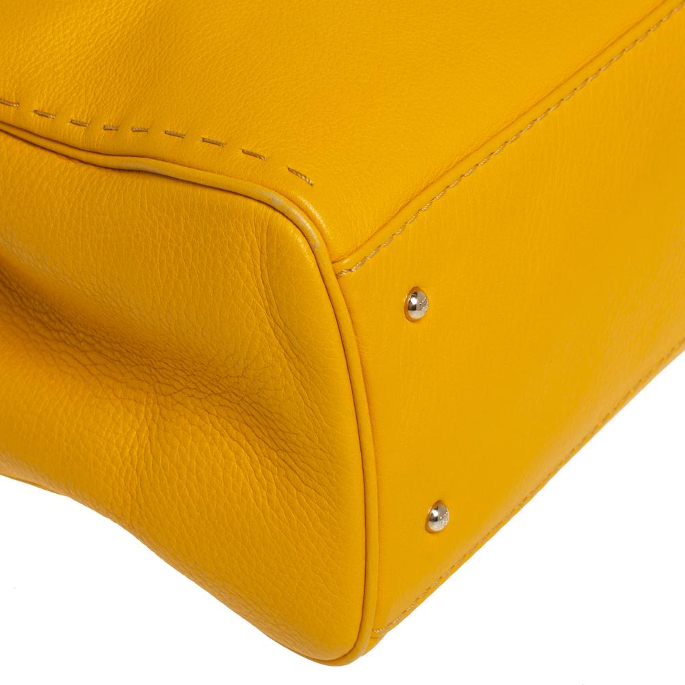 Carolina Herrera Yellow Leather Charm Tote In Good Condition In Dubai, Al Qouz 2