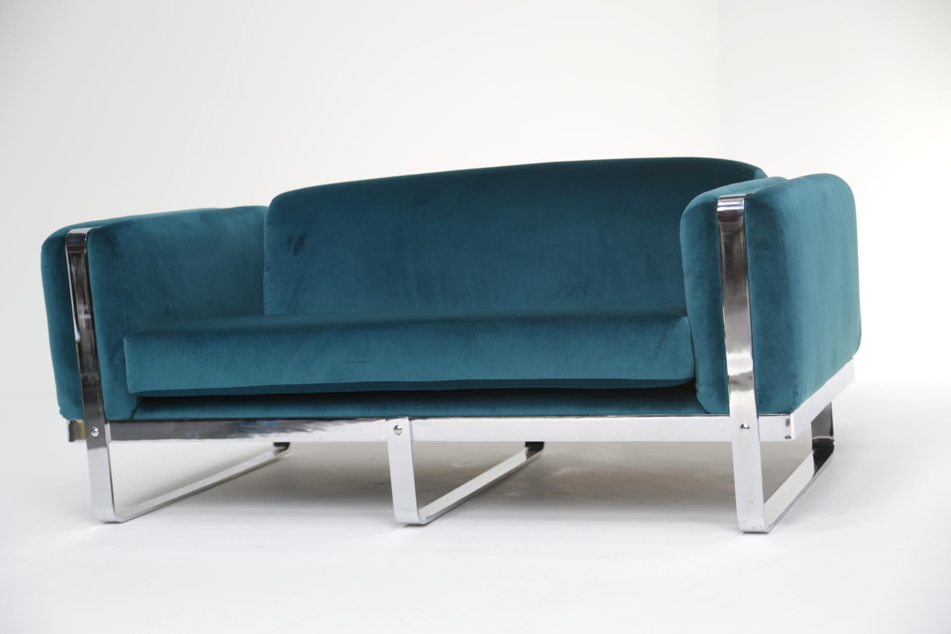 Mid-Century Modern Carolina Seating Company mid-century chrome loveseat sofa in teal velvet. For Sale