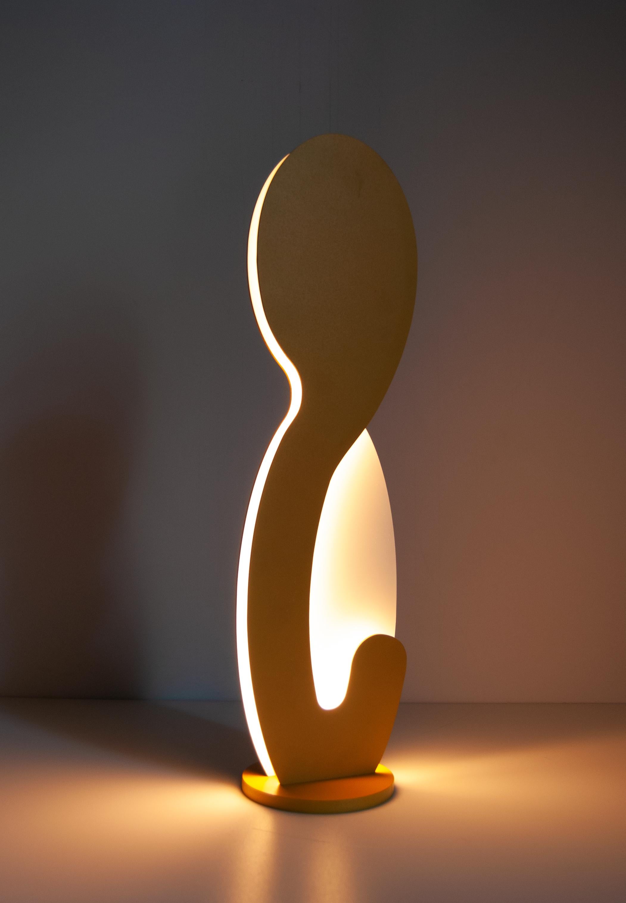 Carolina Table Lamp Hand Made Minimalist Italian Design by Tommaso Cristofaro In New Condition For Sale In București, RO