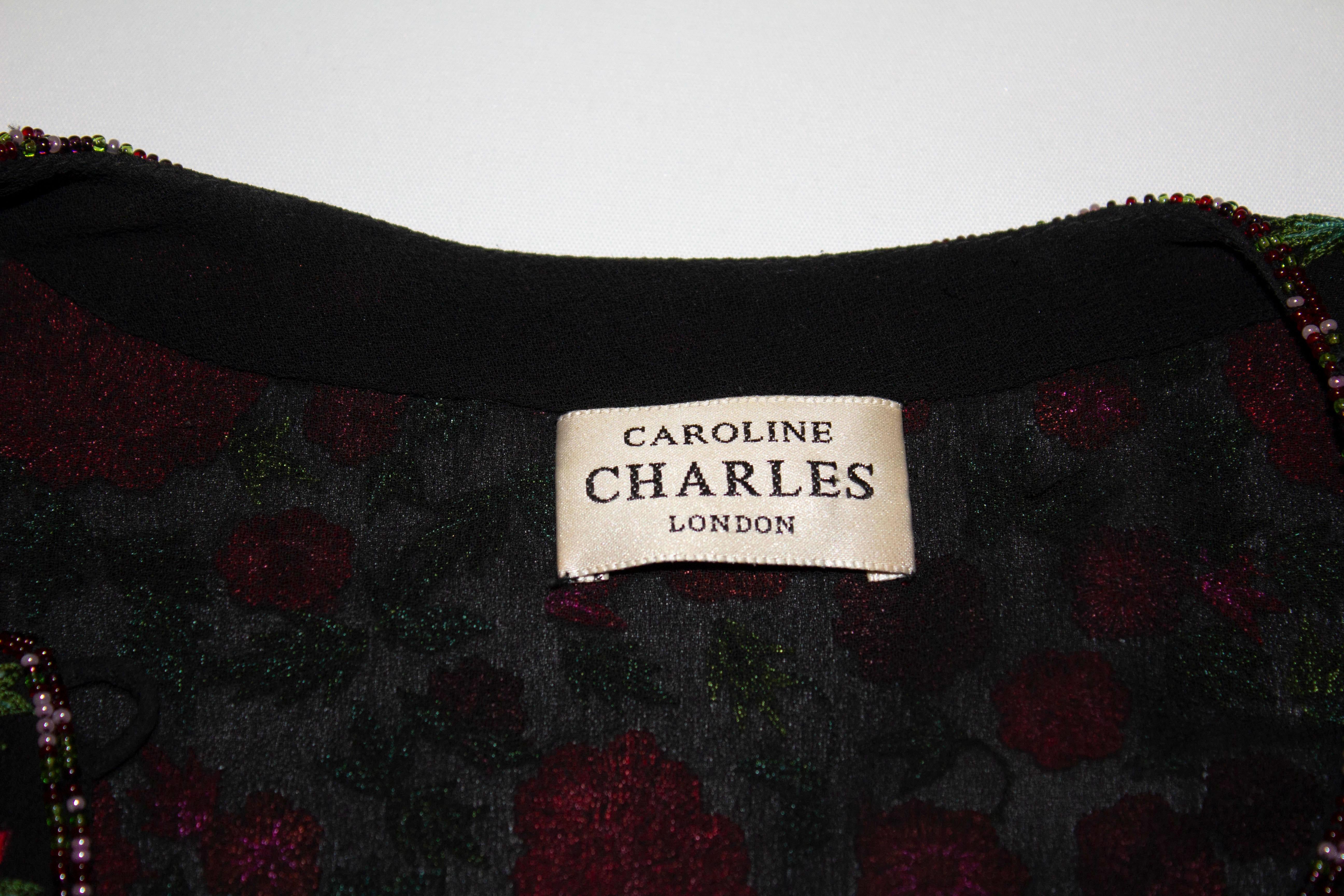 Caroline Charles brodée  Veste de soirée  Bon état - En vente à London, GB