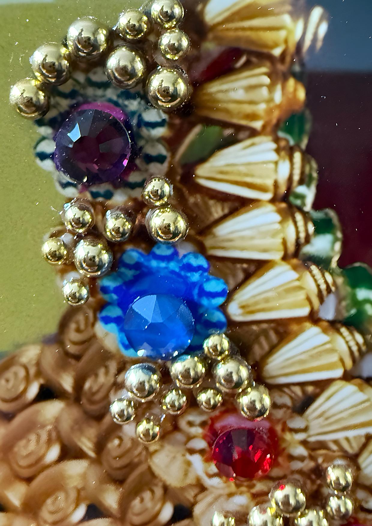 Caroline Chinakwe is a British-Nigerian mixed media artist and creative director whose work has garnered significant attention for its bold visual language, layered storytelling, and powerful celebration of Black identity and culture.

Caroline’s