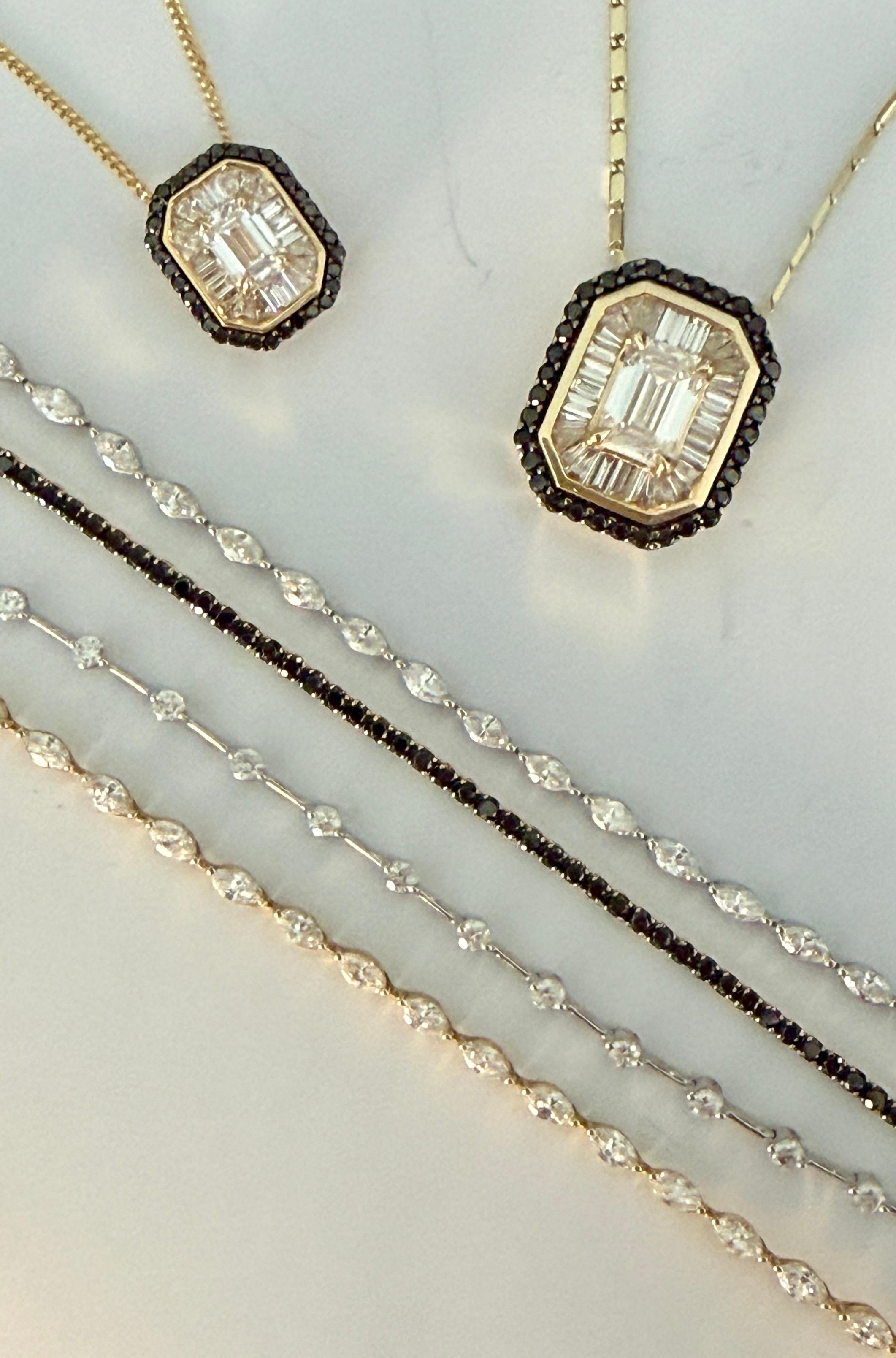 Caroline Marquise Diamant-Tennisarmband aus 14 Karat Gelbgold mit Diamanten in Ost-West-Fassung (Zeitgenössisch) im Angebot