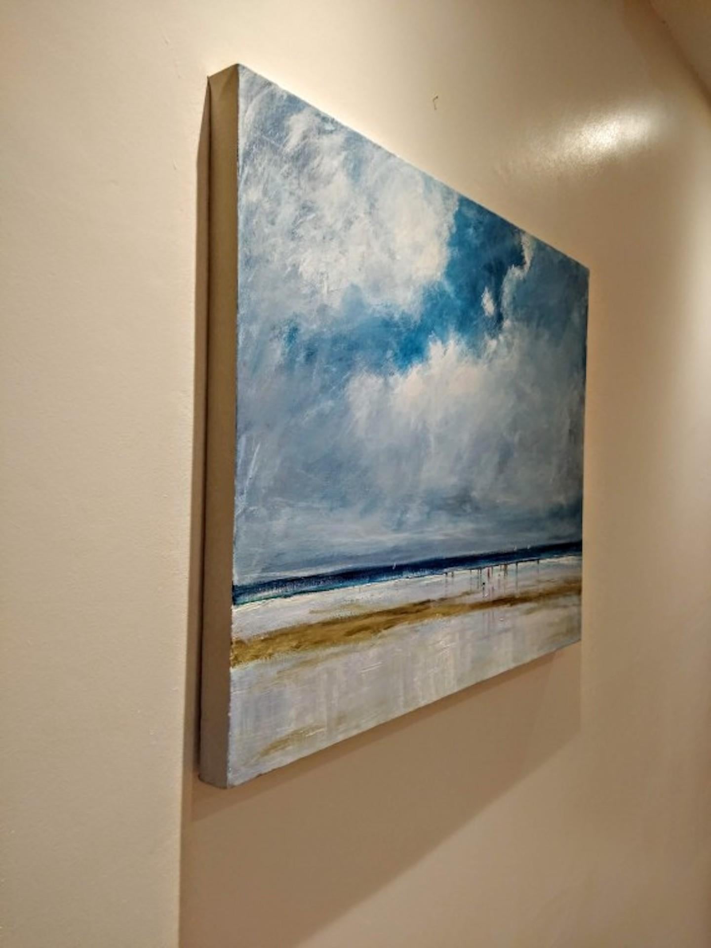 Dog Walkers On The Beach, Originalgemälde, Küstengemälde, Strandkunst (Grau), Figurative Painting, von Caroline McMillan Davey
