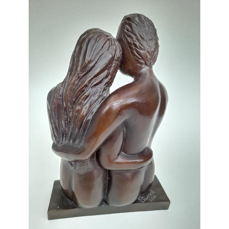 pregnant women sculpture