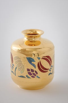 Vase Potpourri A Boone III